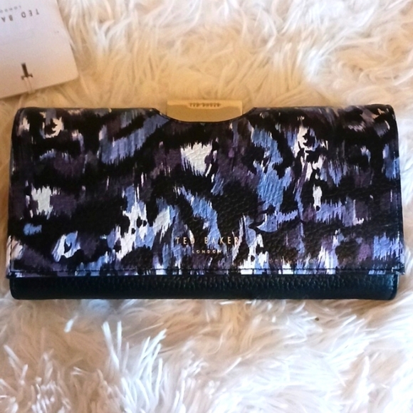 Ted Baker Handbags - Ted Baker Kammie purse